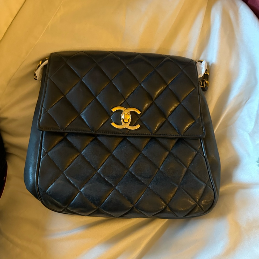 SOLD Chanel vintage bag